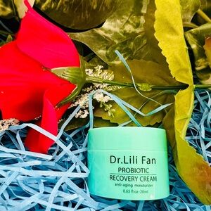 New Dr. Lili Fan Probiotic Recovery Cream w/ Anti-Aging Moisturizer